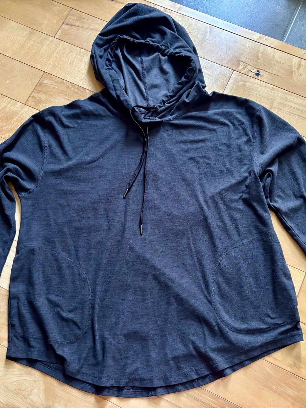 Women’s long sleeve shirt